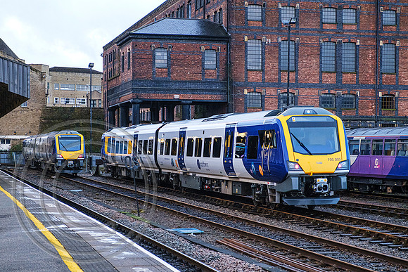 195005 + 195017 Huddersfield Sidings 08022020 - DSCF5835