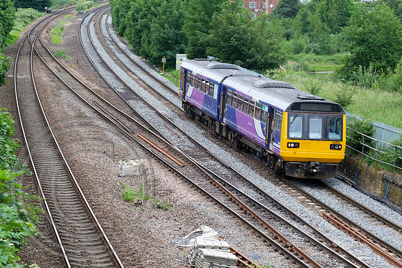 142042 1J00 Mirfield East Jn 05062018 - DSCF4536